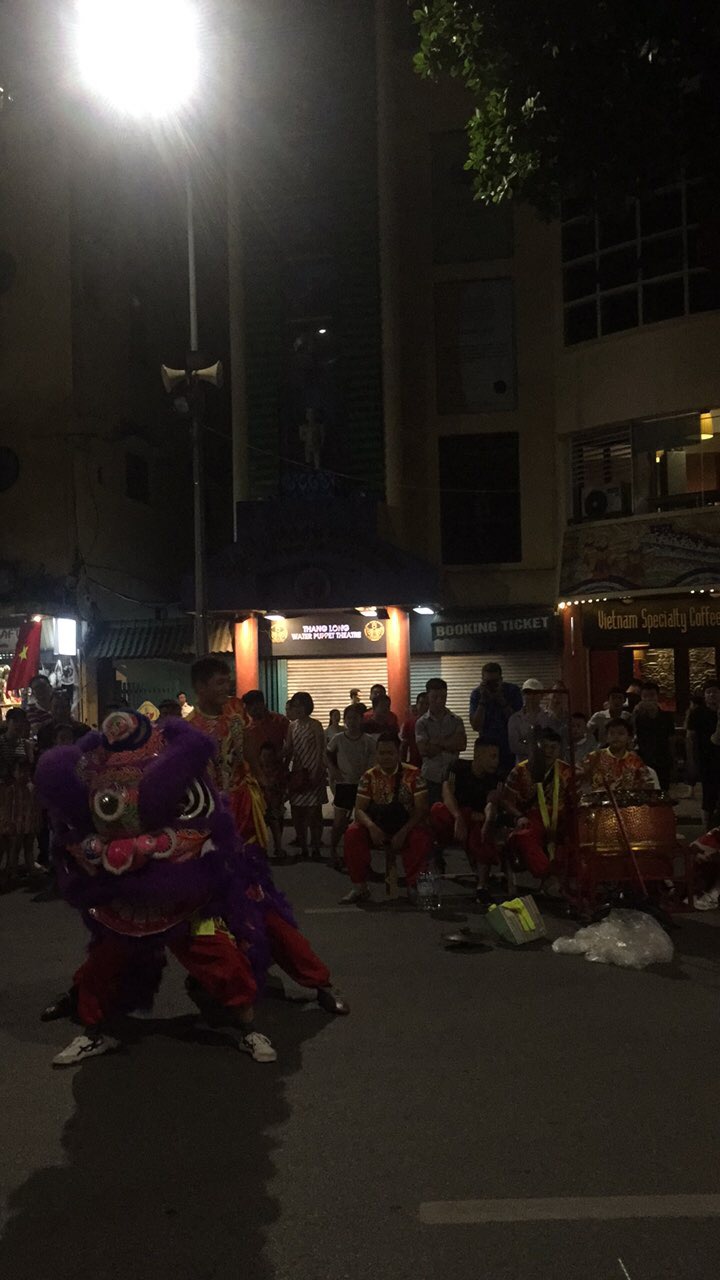 Old Quarter dan Danau Hoan Kiem, Hanoi, Vietnam