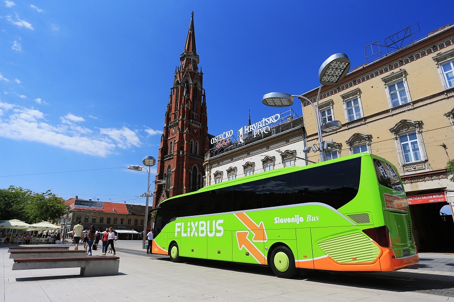 Tips Hemat Keliling Eropa. Naik Bus dengan Fasilitas Pesawat