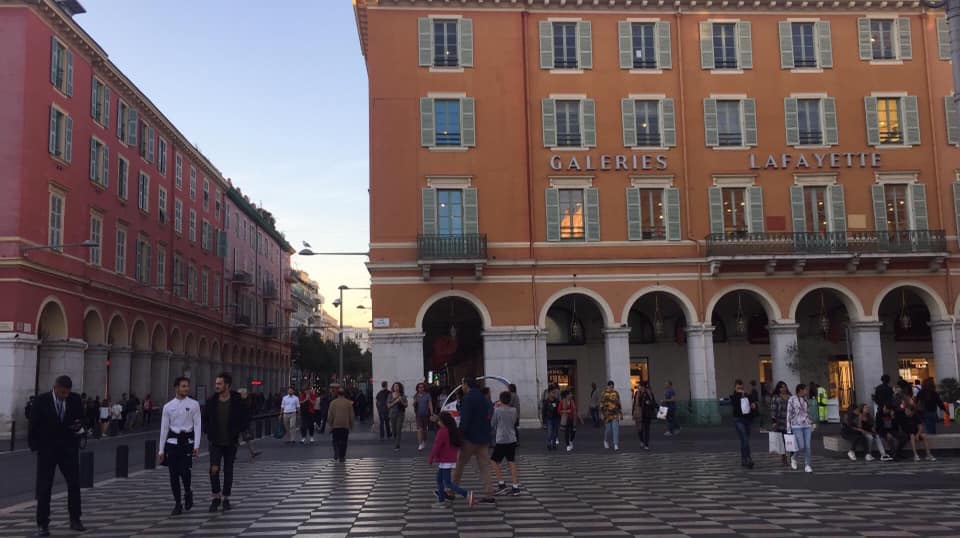 Jalan-jalan ke Nice, Prancis