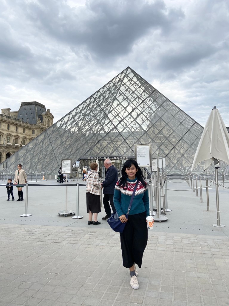 Jalan-Jalan ke Paris, Prancis