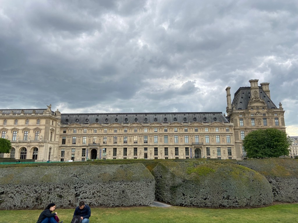 Jalan-Jalan ke Paris, Prancis