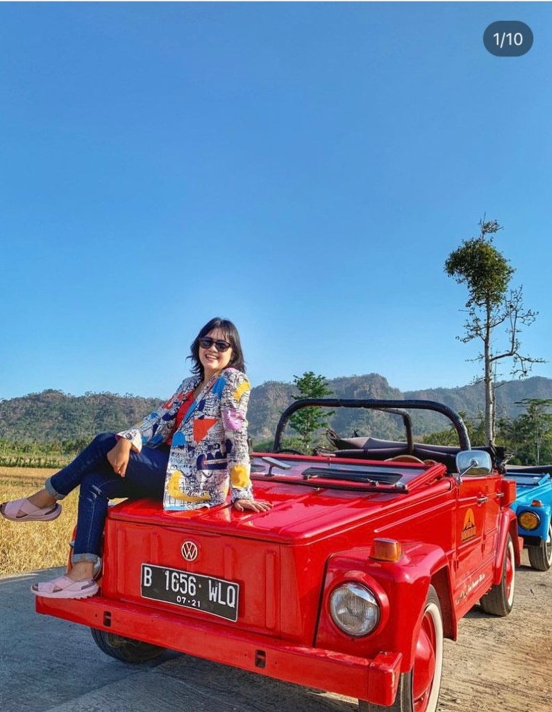 Solo Traveler Silvia Junaidi